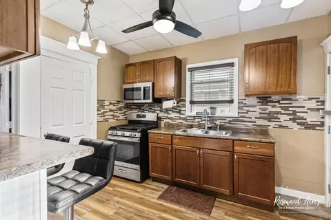 Kitchen - 355 S Myrtle Ave, Kankakee, IL 60901 photo 1 of 2