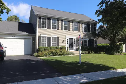 1900 Waverly Ln, Algonquin, IL 60102