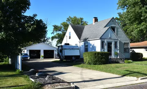 403 Elm St, Buckley, IL 60918