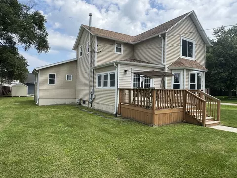 195 E 2nd Ave, Clifton, IL 60927