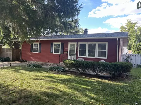 Exterior - 1306 Croxton Ave, Bloomington, IL 61701 photo 3 of 16