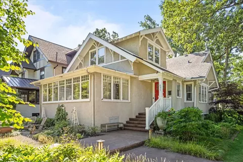 631 Central Ave, Wilmette, IL 60091