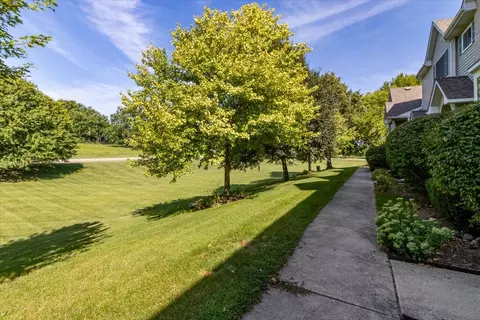 Exterior - 407 E Willow St #407, Elburn, IL 60119 photo 3 of 5