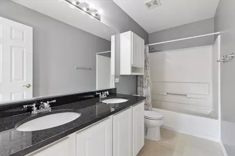 Bath - 407 E Willow St #407, Elburn, IL 60119 photo 2 of 3