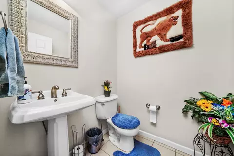 Bath - 2364 Heather Ridge Dr, Normal, IL 61761 photo 1 of 5