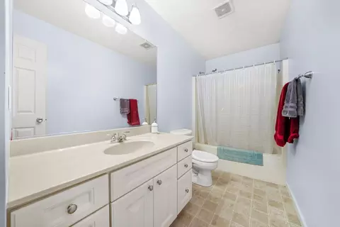 Bath - 2364 Heather Ridge Dr, Normal, IL 61761 photo 4 of 5