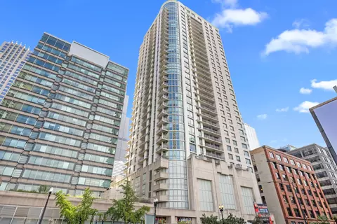125 S Jefferson St #2710, Chicago, IL 60606