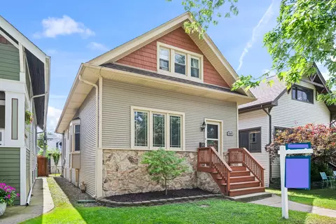 5249 W Berteau Ave, Chicago, IL 60641