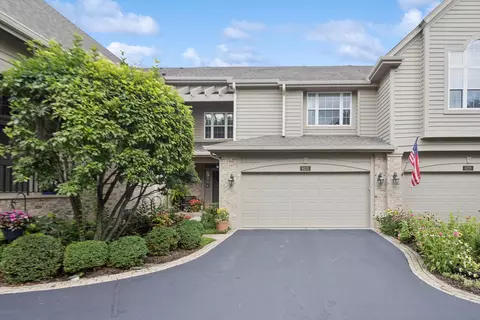 6213 Edgebrook Ln, Indian Head Park, IL 60525