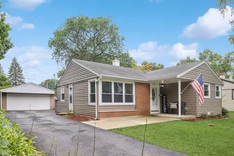 2403 South St, Rolling Meadows, IL 60008