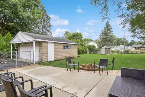 Exterior - 2403 South St, Rolling Meadows, IL 60008 photo 2 of 3