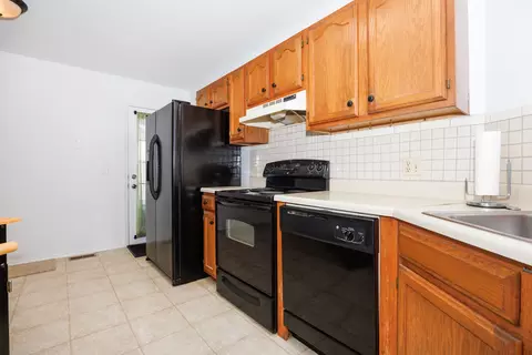 8 Spiria Ct, Bloomington, IL 61701 photo 13
