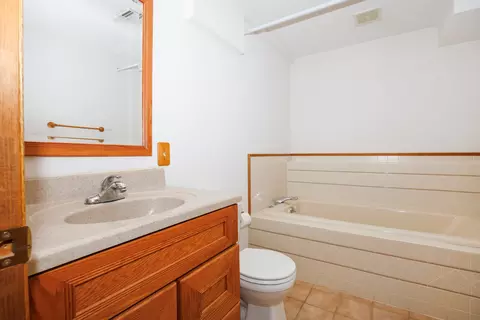 8 Spiria Ct, Bloomington, IL 61701 photo 32
