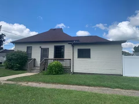 213 Dale Ave, Oglesby, IL 61348