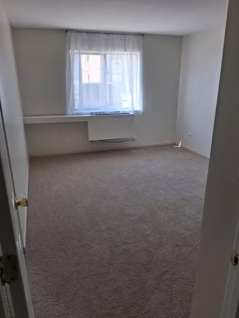 Bedroom - 266 12th St #3B, Wheeling, IL 60090 photo 4 of 5