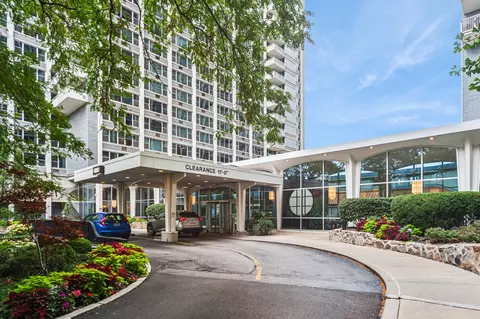 4250 N Marine Dr #1133N, Chicago, IL 60613