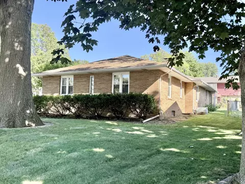 922 Beech Dr, Dixon, IL 61021 photo 5