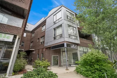 2130 W North Ave #303, Chicago, IL 60647