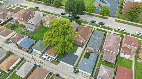 View/Area - 10135 S Forest Ave, Chicago, IL 60628 photo 4 of 5