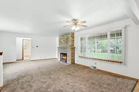 1401 20th St, Zion, IL 60099 photo 7