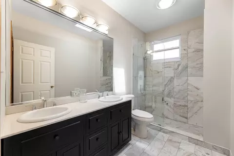 1027 E 61st St, Chicago, IL 60637 photo 14