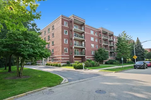 5320 N Lowell Ave #506, Chicago, IL 60630