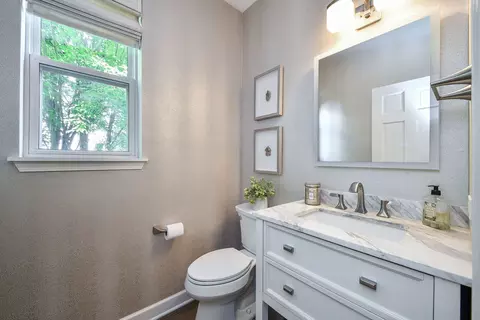 535 Red Sky Dr, Saint Charles, IL 60175 photo 9