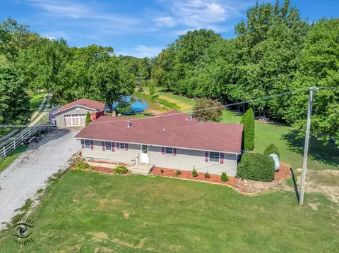 4248 S Youth Camp Rd, Saint Anne, IL 60964