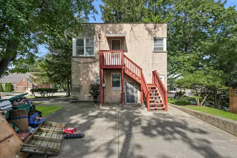 Exterior - 200 E 11th St, Lockport, IL 60441 photo 4 of 7