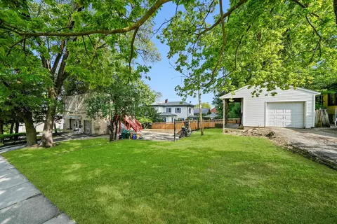 Exterior - 200 E 11th St, Lockport, IL 60441 photo 7 of 7