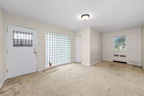 Living - 200 E 11th St, Lockport, IL 60441 photo 3 of 15