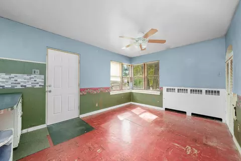 Entry Way - 200 E 11th St, Lockport, IL 60441 photo 1 of 1
