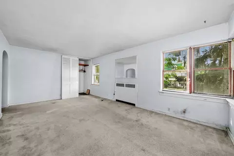 Living - 200 E 11th St, Lockport, IL 60441 photo 15 of 15