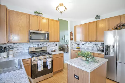 Kitchen - 2919 Discovery Dr, Plainfield, IL 60586 photo 1 of 5
