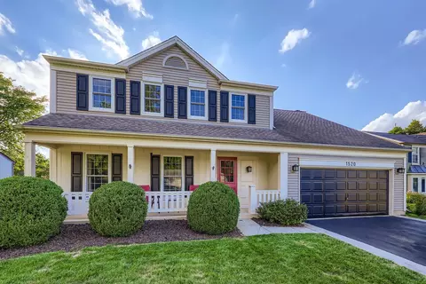 1520 Yosemite Pkwy, Algonquin, IL 60102