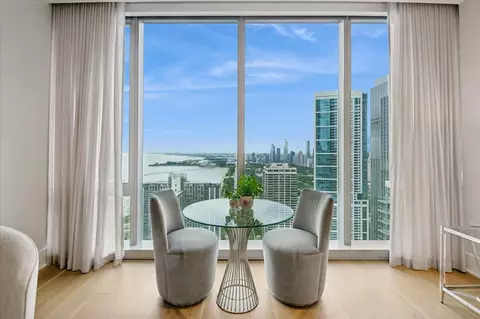 Dining - 363 E Wacker Dr #3805, Chicago, IL 60601 photo 1 of 3