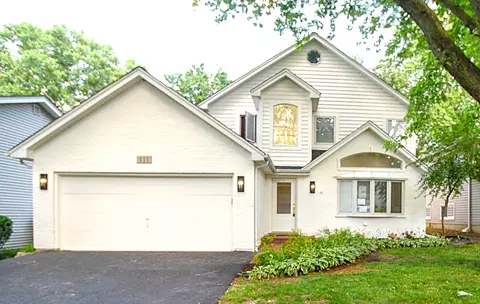 111 N Kenilworth Ave, Glen Ellyn, IL 60137