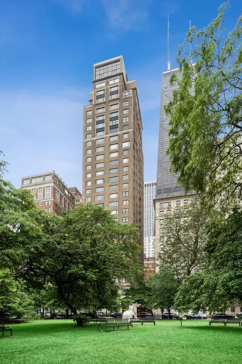 179 E Lake Shore Dr #402, Chicago, IL 60611