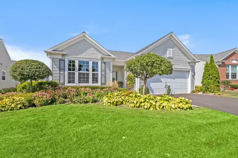 3440 Bagatelle Ln, Mundelein, IL 60060