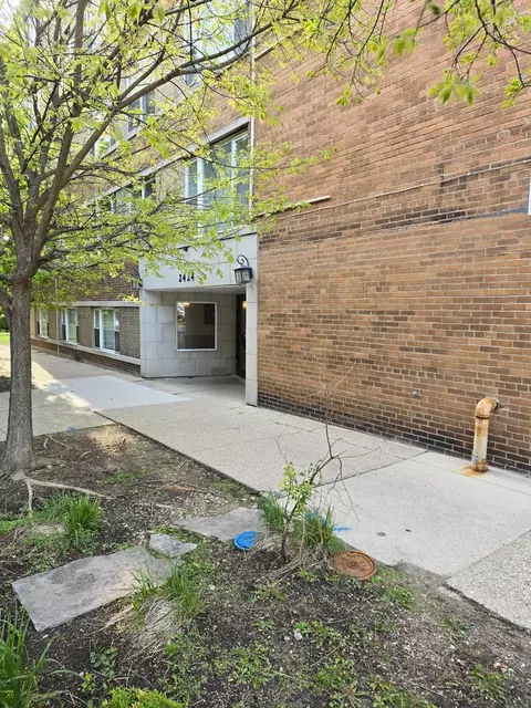 2424 W Estes Ave #5D, Chicago, IL 60645