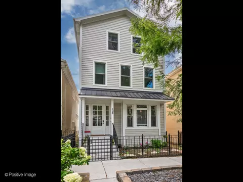 1329 W Wellington Ave, Chicago, IL 60657
