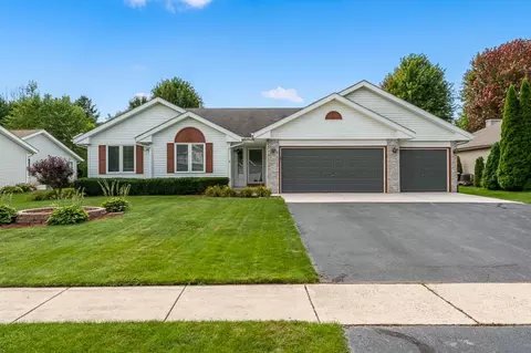 6657 Hartwig Dr, Cherry Valley, IL 61016