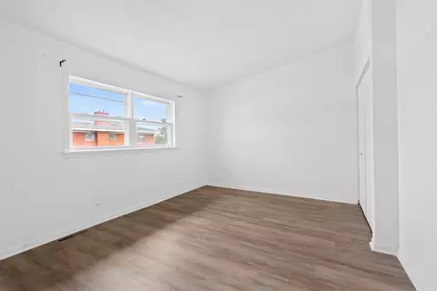 8929 Robin Dr #D, Des Plaines, IL 60016 photo 18