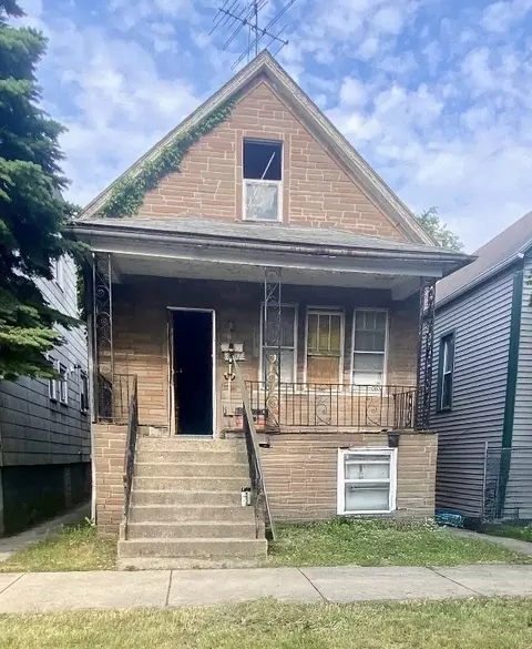 8137 S Coles Ave, Chicago, IL 60617