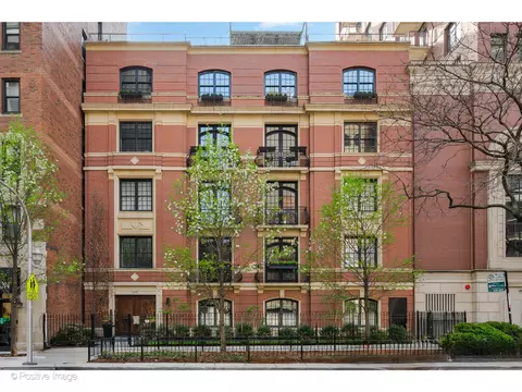 1112 N Dearborn St #1, Chicago, IL 60610