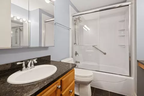 Bath - 30 E Huron St #1702, Chicago, IL 60611 photo 1 of 2