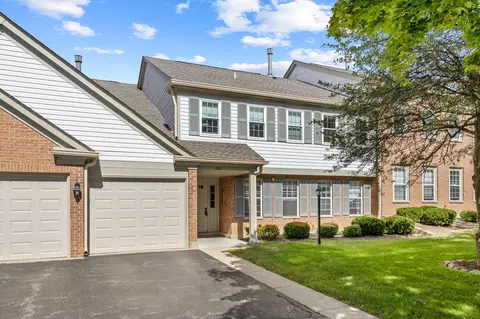 1300 Woodside Ct #B1, Schaumburg, IL 60193