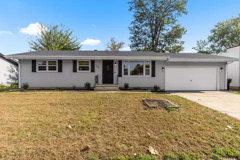 7609 Buffalo Grove Rd, Loves Park, IL 61111