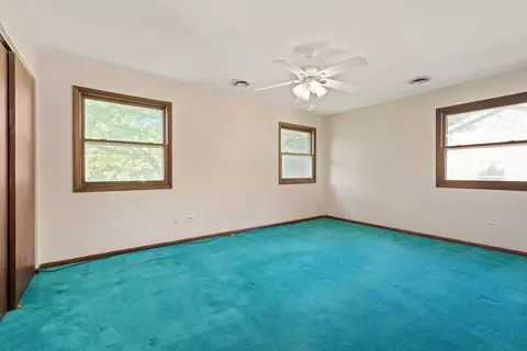 Bedroom - 2410 Sigwalt St, Rolling Meadows, IL 60008 photo 2 of 3