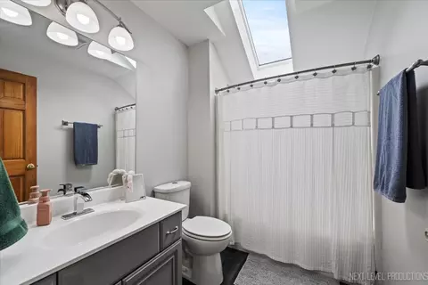 Bath - 13255 Grill Dr, Plainfield, IL 60585 photo 2 of 3